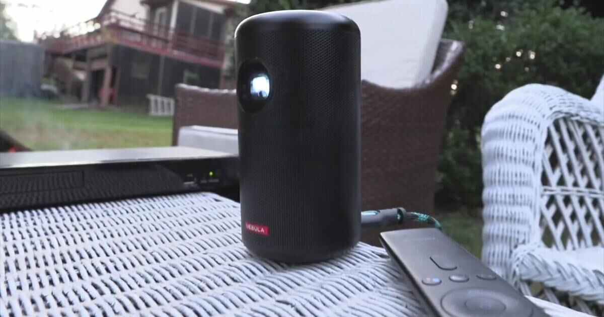 WHAT THE TECH? Gift ideas: Backyard movie theaters